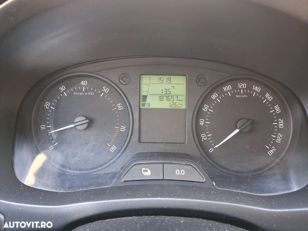 Skoda Fabia 1.2 TSI Ambiente - 12