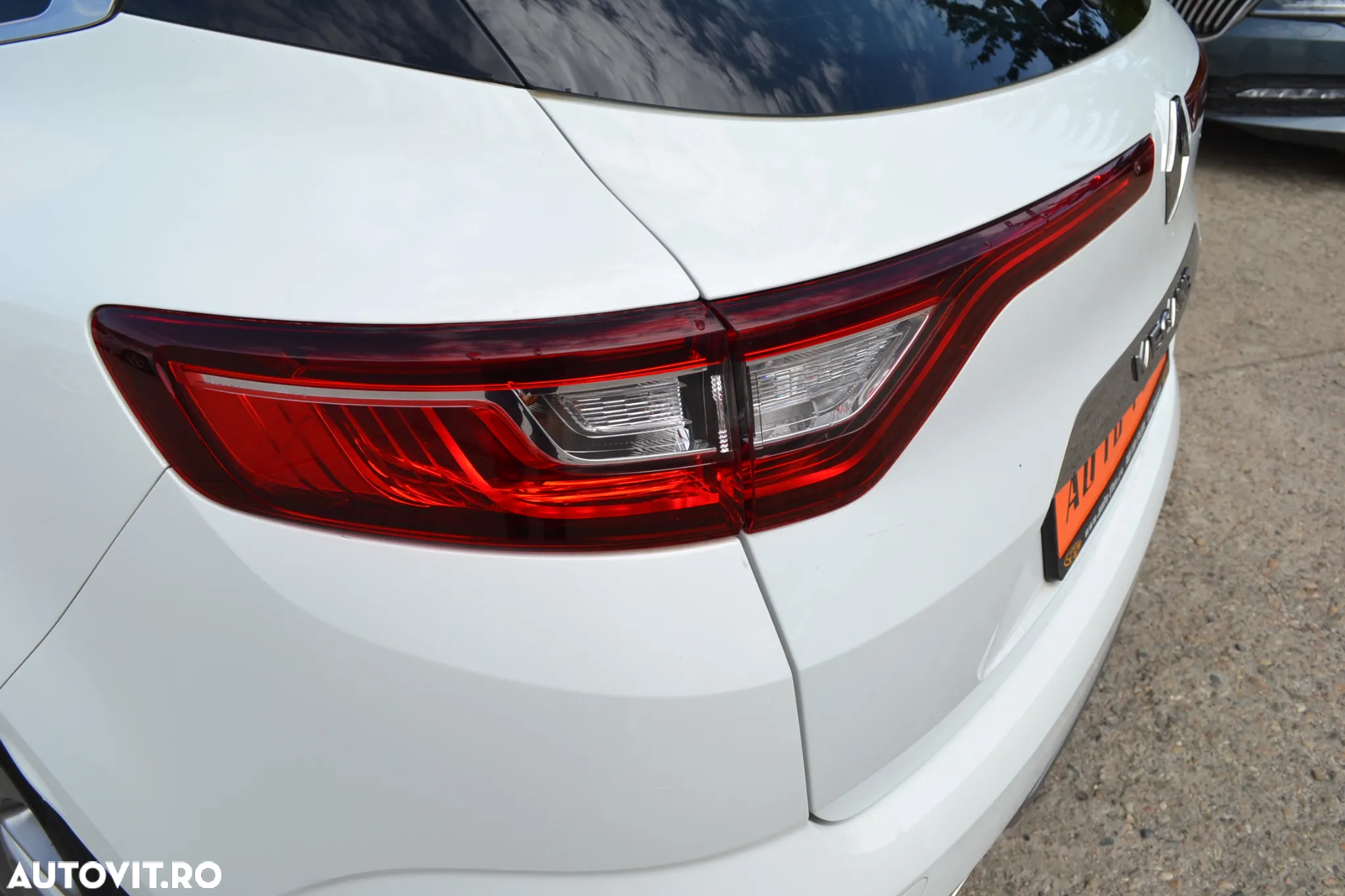 Renault Megane Sport Tourer 1.5 dCi EDC GT Line Aut. - 8
