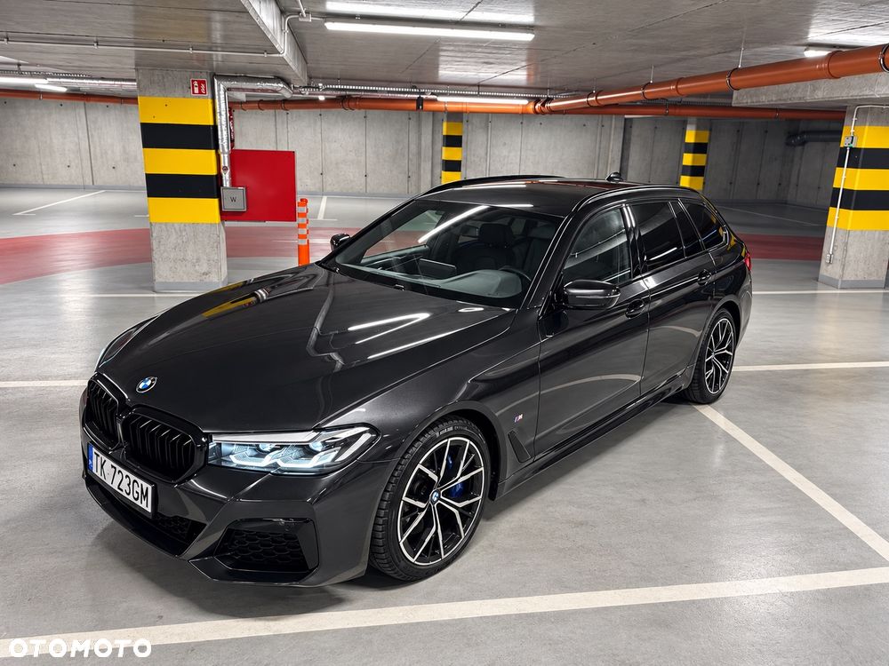 BMW Seria 5 540d xDrive mHEV M Sport sport - 4