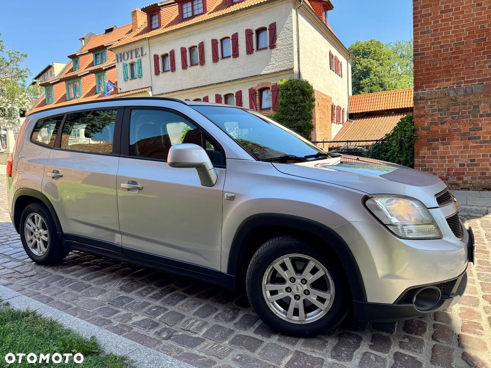 Chevrolet Orlando 2.0 D LT+ - 23
