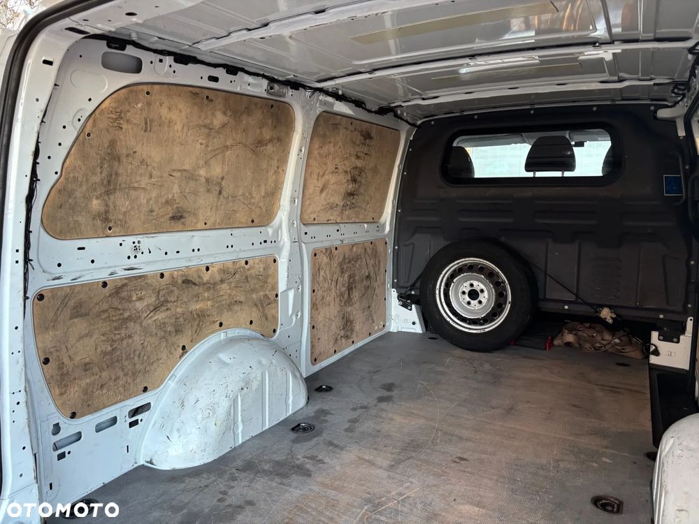 Mercedes-Benz Vito - 16