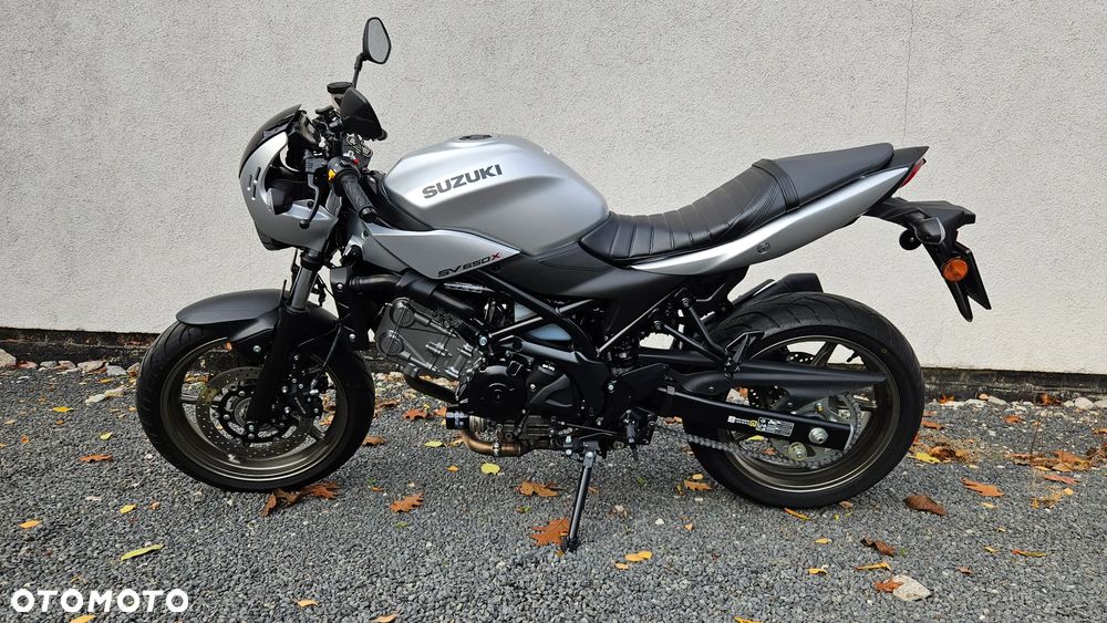 Suzuki SV
