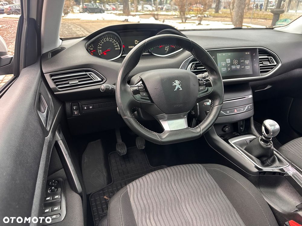 Peugeot 308 BlueHDi FAP 120 Stop&Start Active - 8