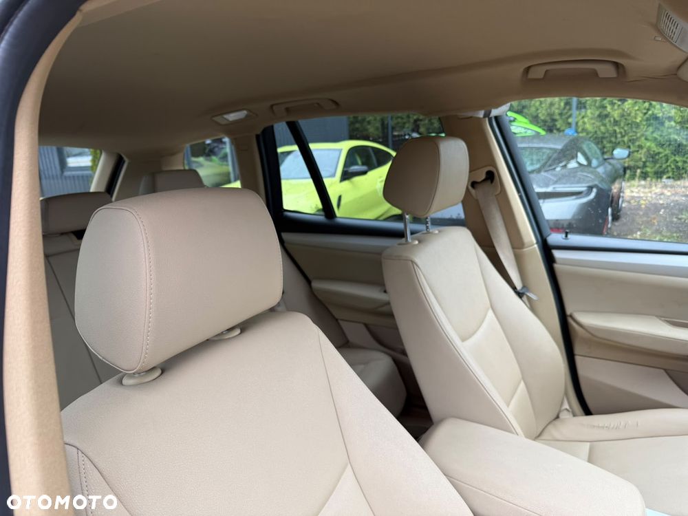 BMW X3 xDrive20i xLine - 26