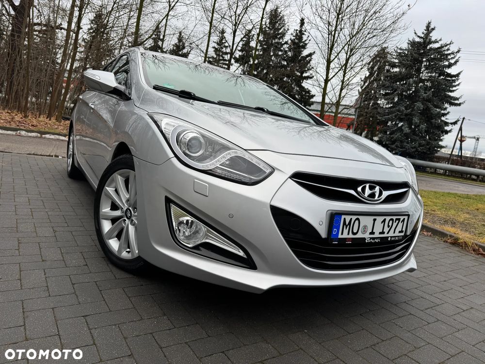 Hyundai i40 i40cw 1.6 Fifa World Cup Edition - 1