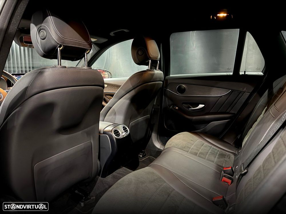 Mercedes-Benz GLC 300 de 4Matic 9G-TRONIC AMG Line - 38