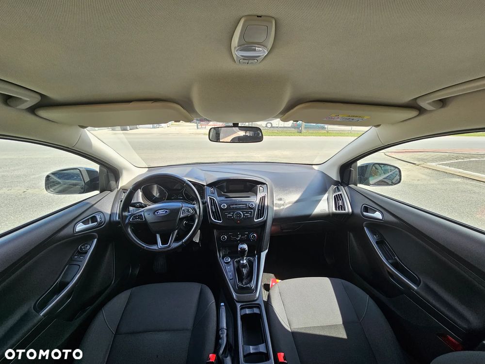 Ford Focus 1.0 EcoBoost Start-Stopp-System TITANIUM STYLE - 14