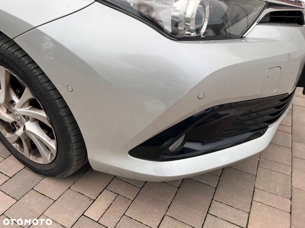 Toyota Auris 1.6 Prestige - 5