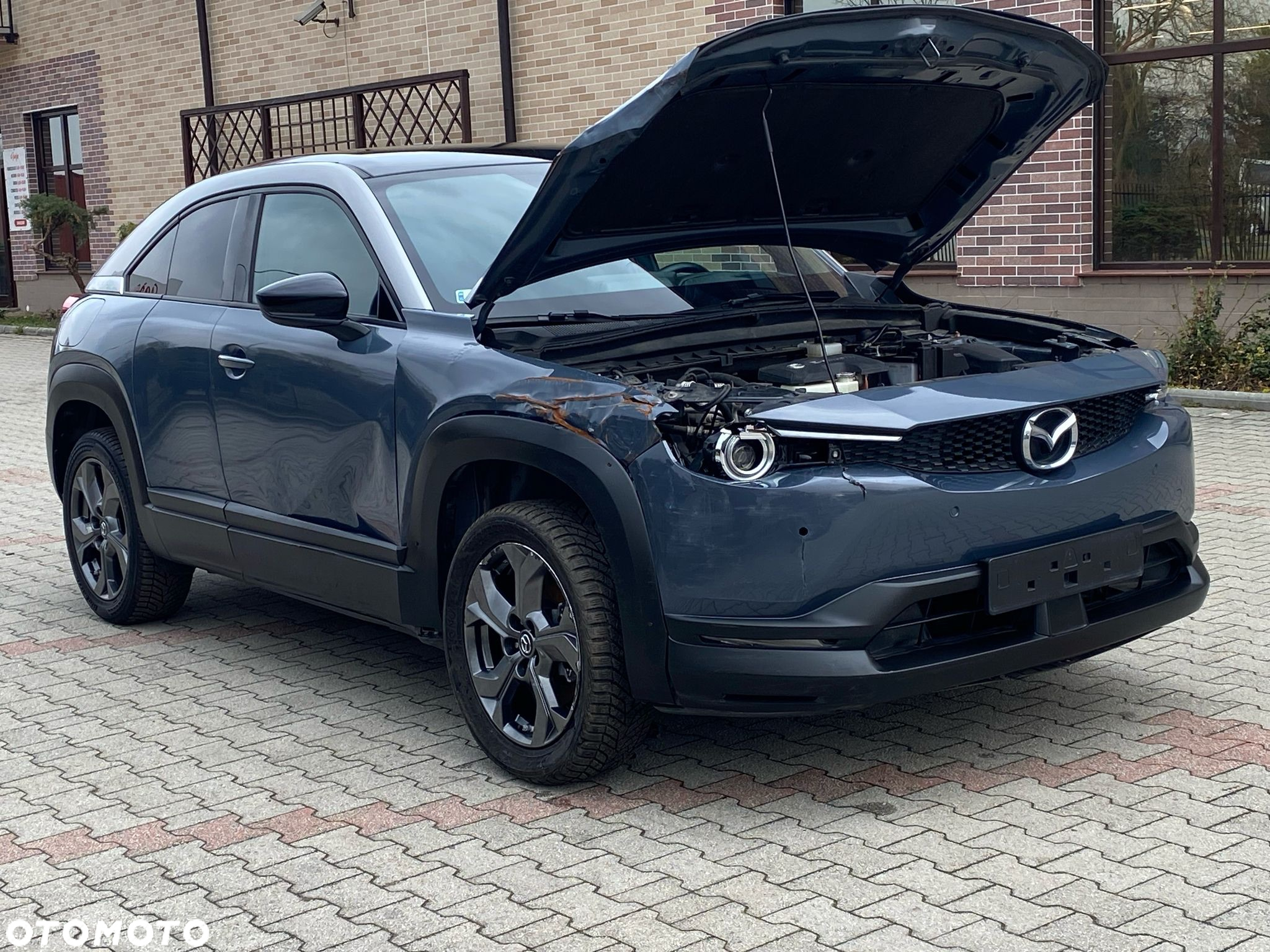 Mazda MX-30 - 11