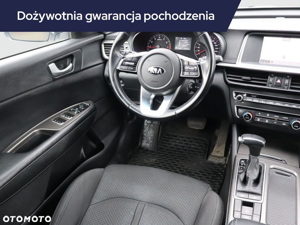 Kia Optima - 9