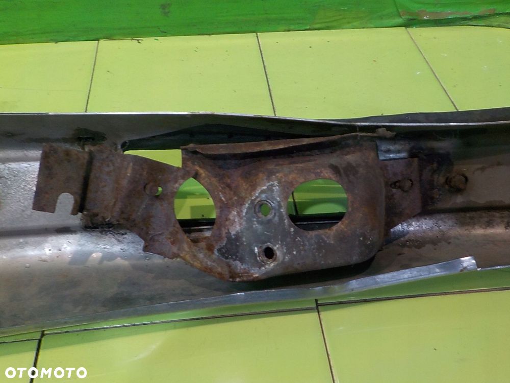 LANCIA BETA 2.0 B 83r COUPE 2D zderzak przod - 11