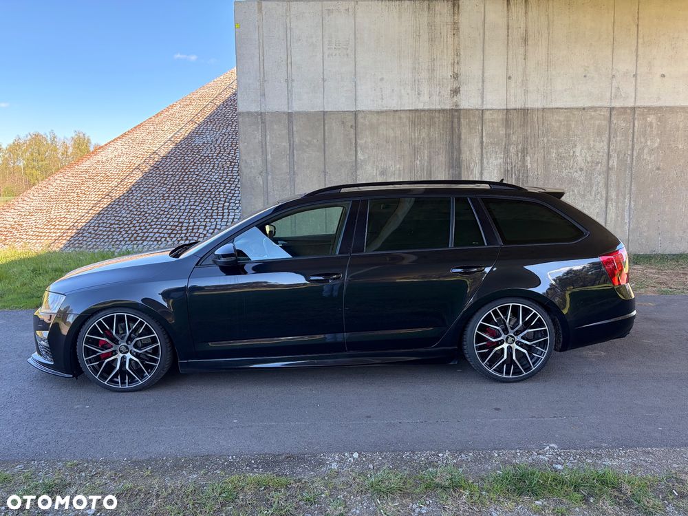 Skoda Octavia 2.0 TSI (Green tec) DSG RS - 6