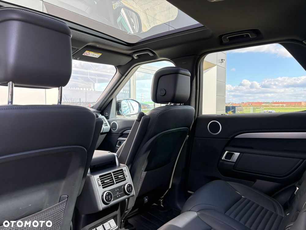 Land Rover Discovery 3.0 D250 mHEV R-Dynamic SE - 9