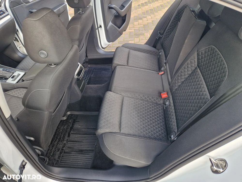 Skoda Superb 2.0 TDI DSG Ambition - 22