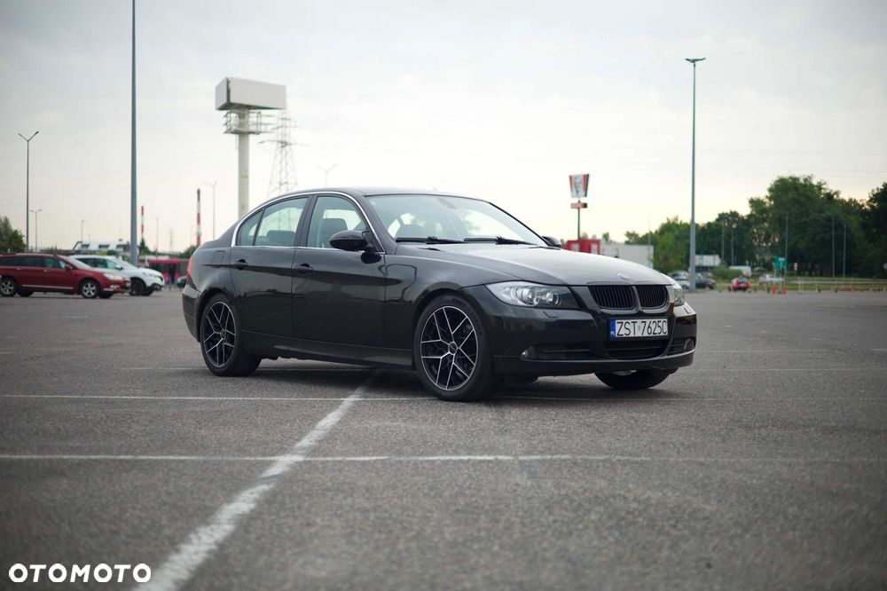 BMW Seria 3 325xi - 1