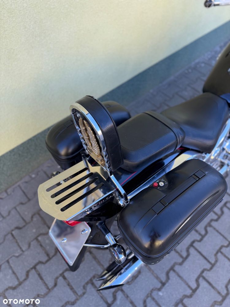 Suzuki Marauder - 13