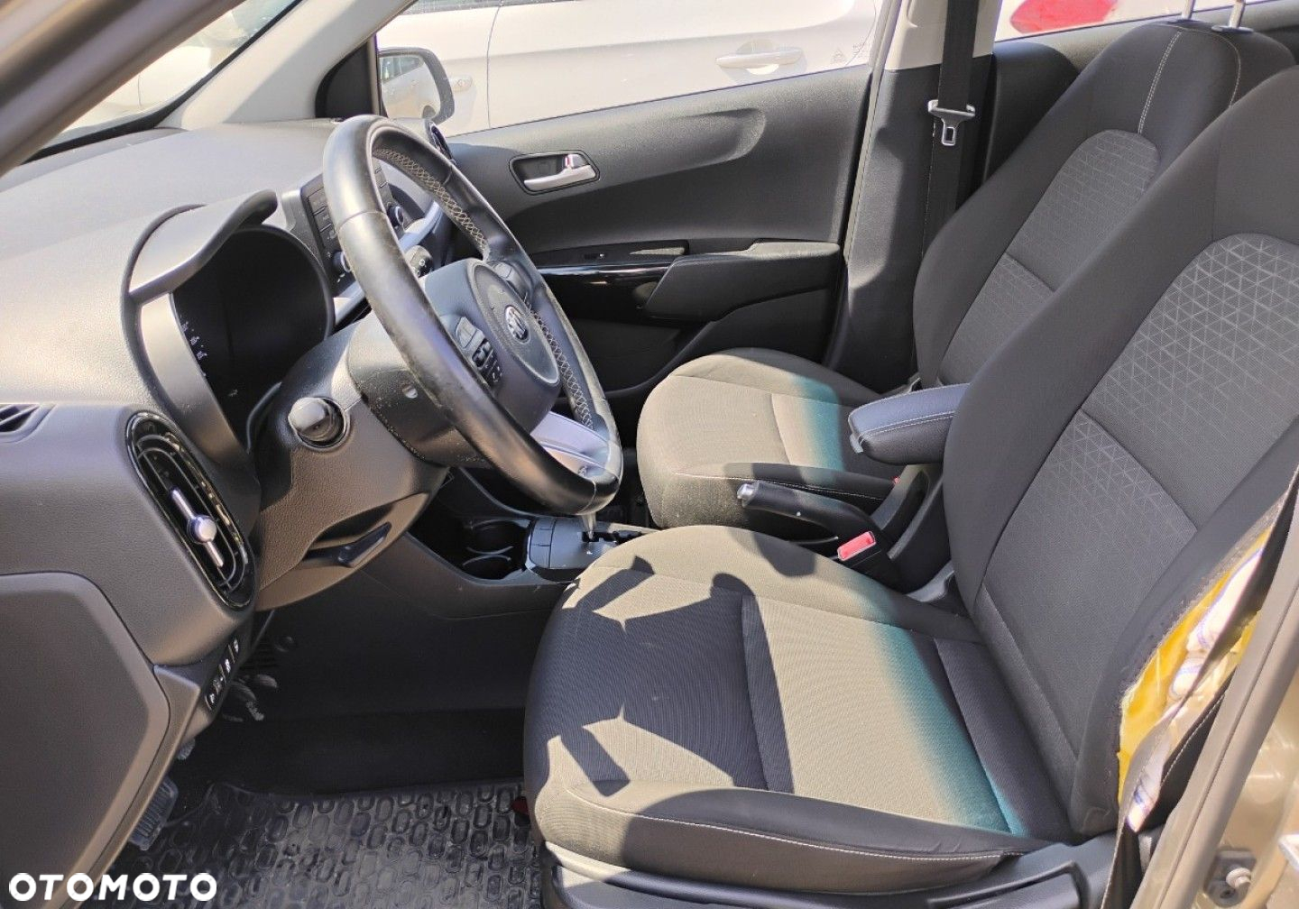 Kia Picanto - 8