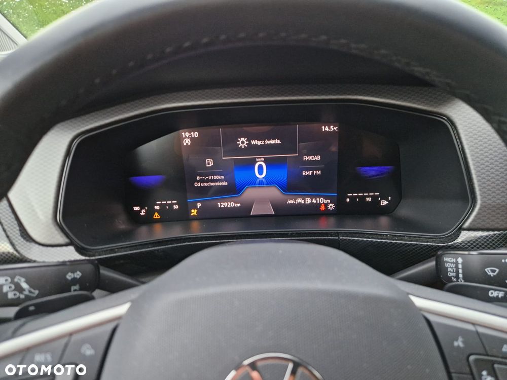 Volkswagen T-Cross - 17