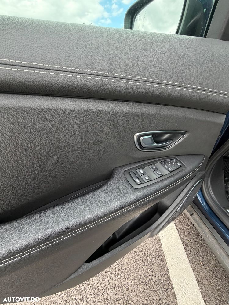 Renault Scenic - 16