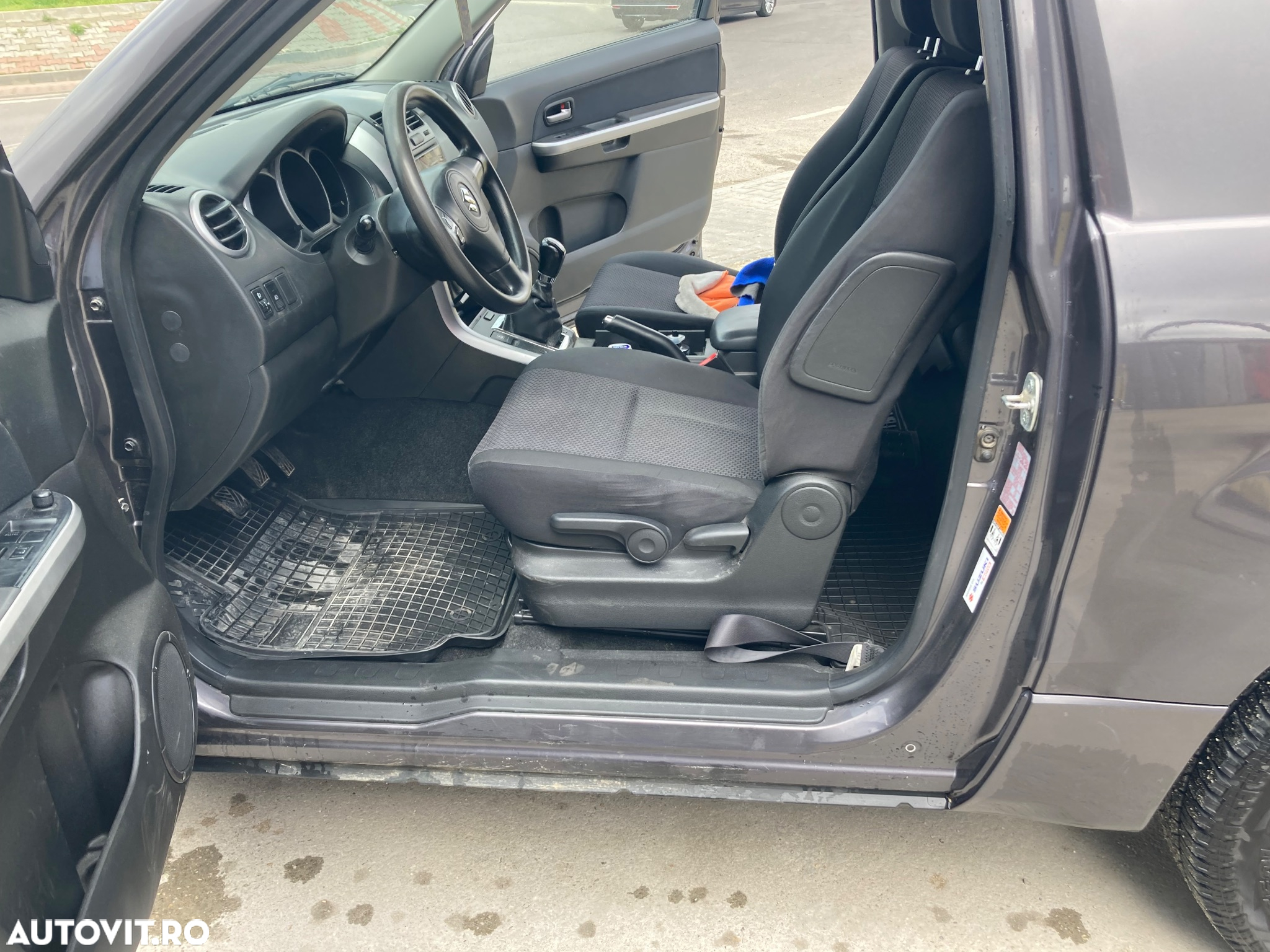 Suzuki Grand Vitara - 16