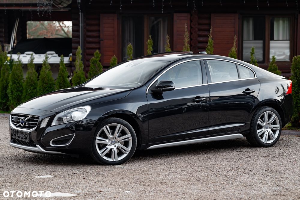 Volvo S60 T6 AWD Geartronic Summum - 3