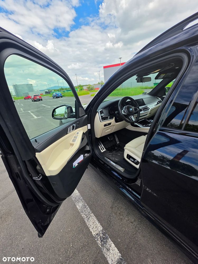 BMW X7 M50d sport - 13