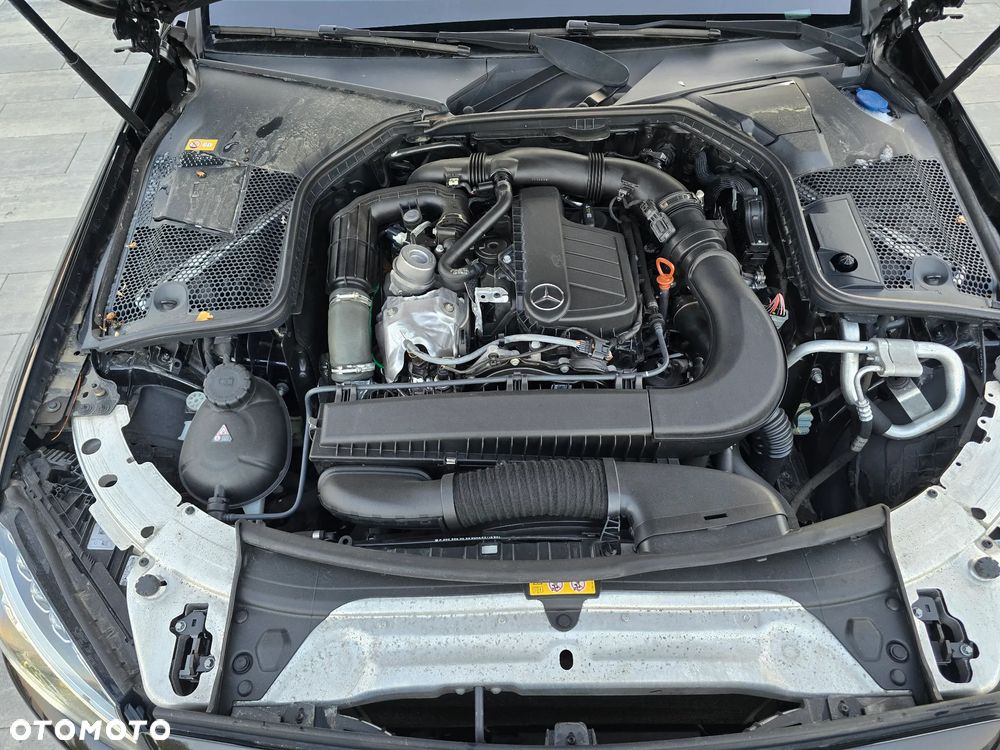 Mercedes-Benz Klasa C 180 (BlueTEC) d Avantgarde - 16