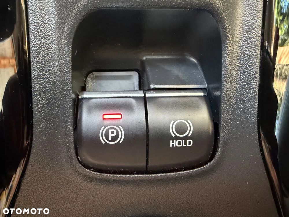 Toyota Corolla 1.8 Hybrid GPF Comfort - 14