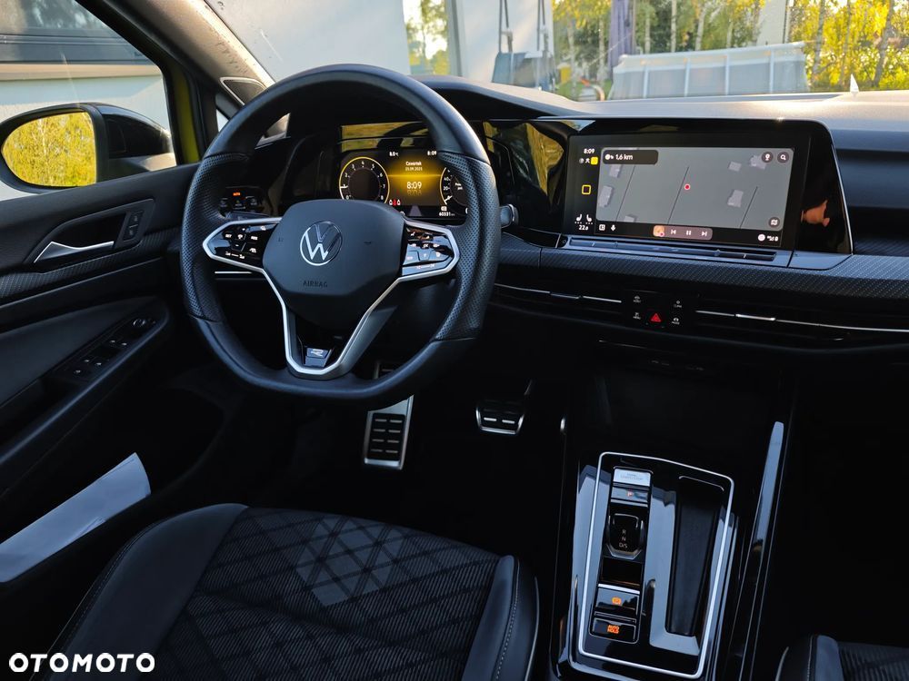 Volkswagen Golf - 27