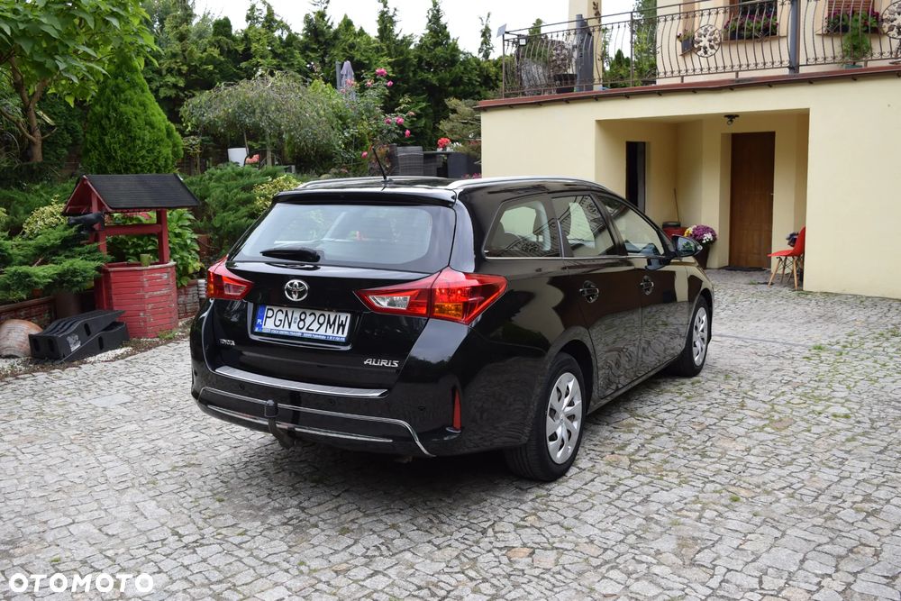 Toyota Auris 1.4 D-4D Design Edition - 7