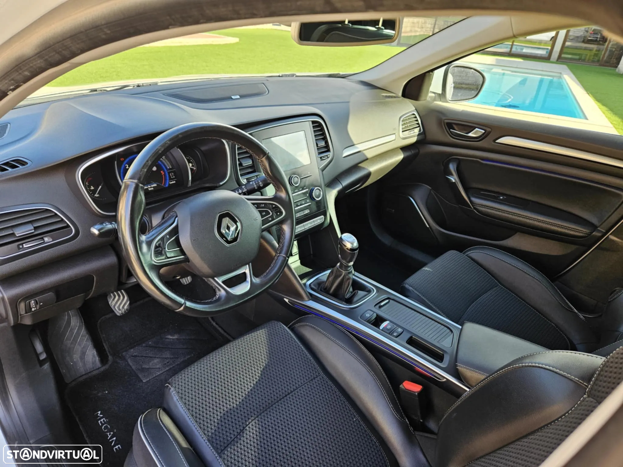 Renault Mégane Sport Tourer 1.6 dCi Bose Edition J18 - 11
