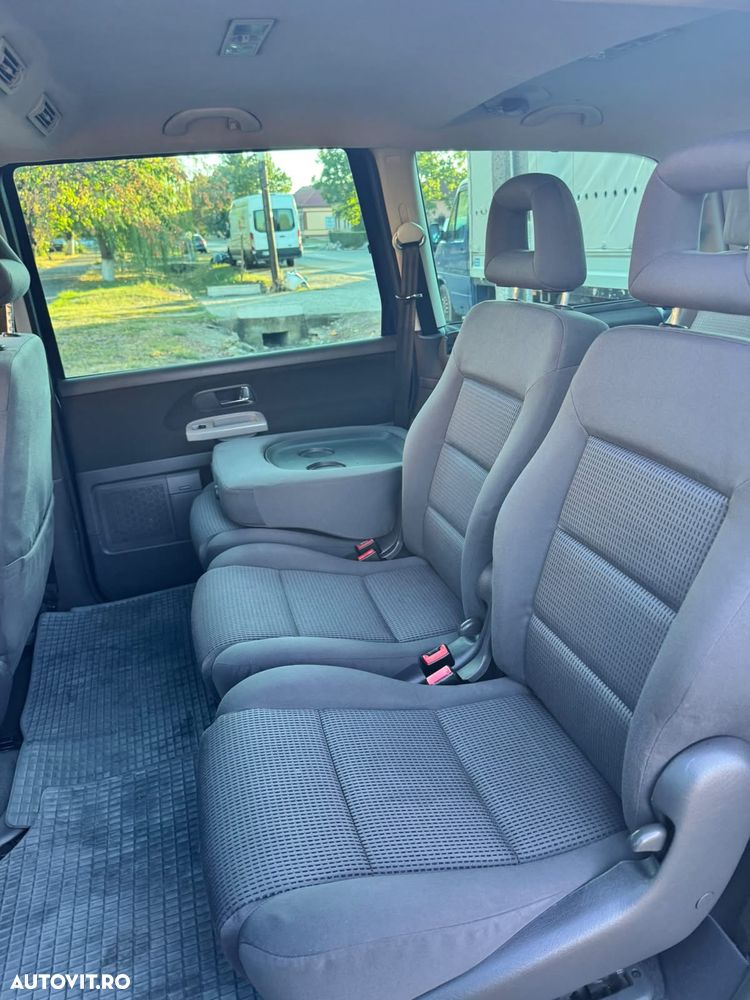 Volkswagen Sharan - 8