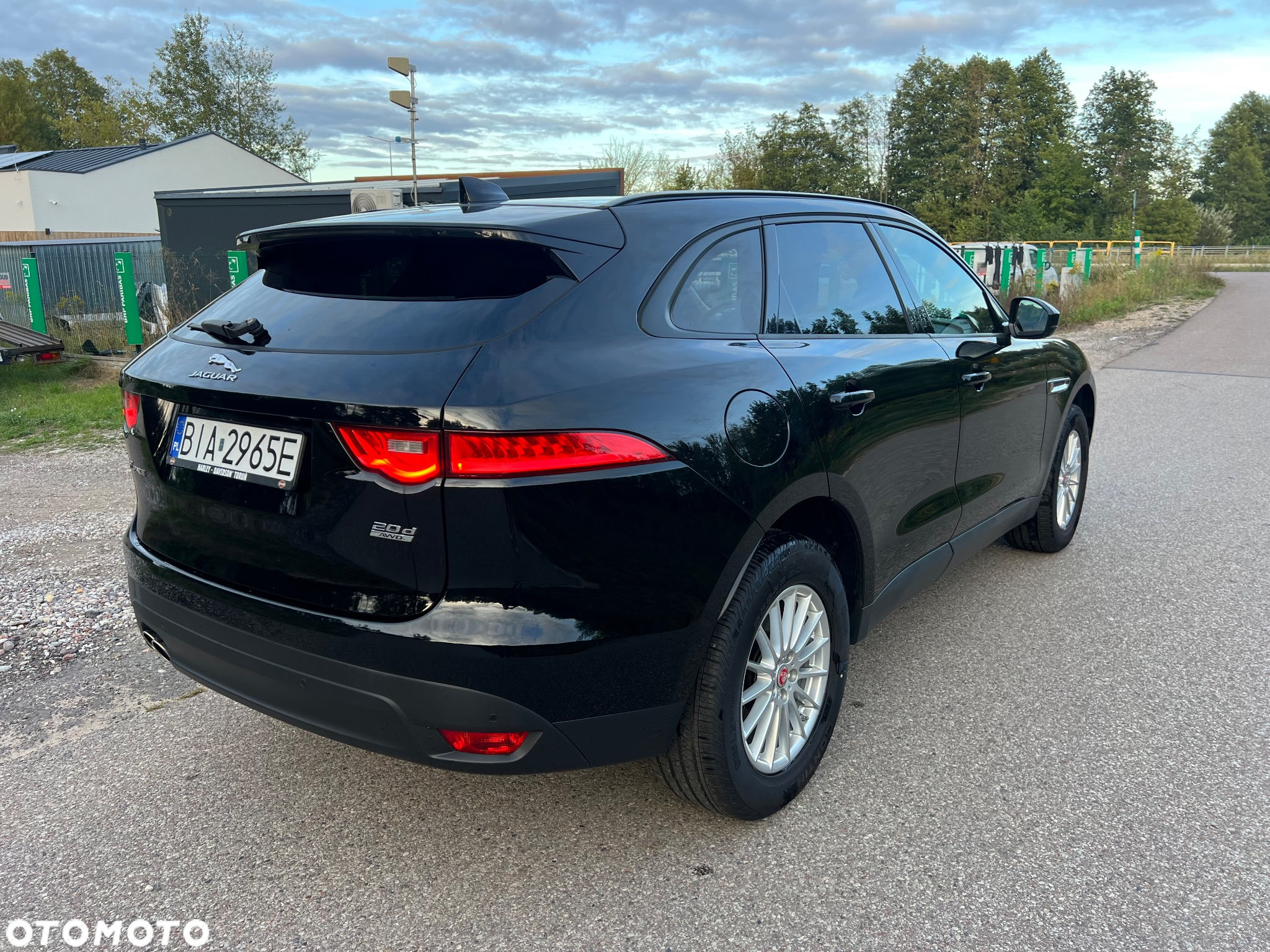 Jaguar F-Pace 2.0 i4D AWD Pure - 5