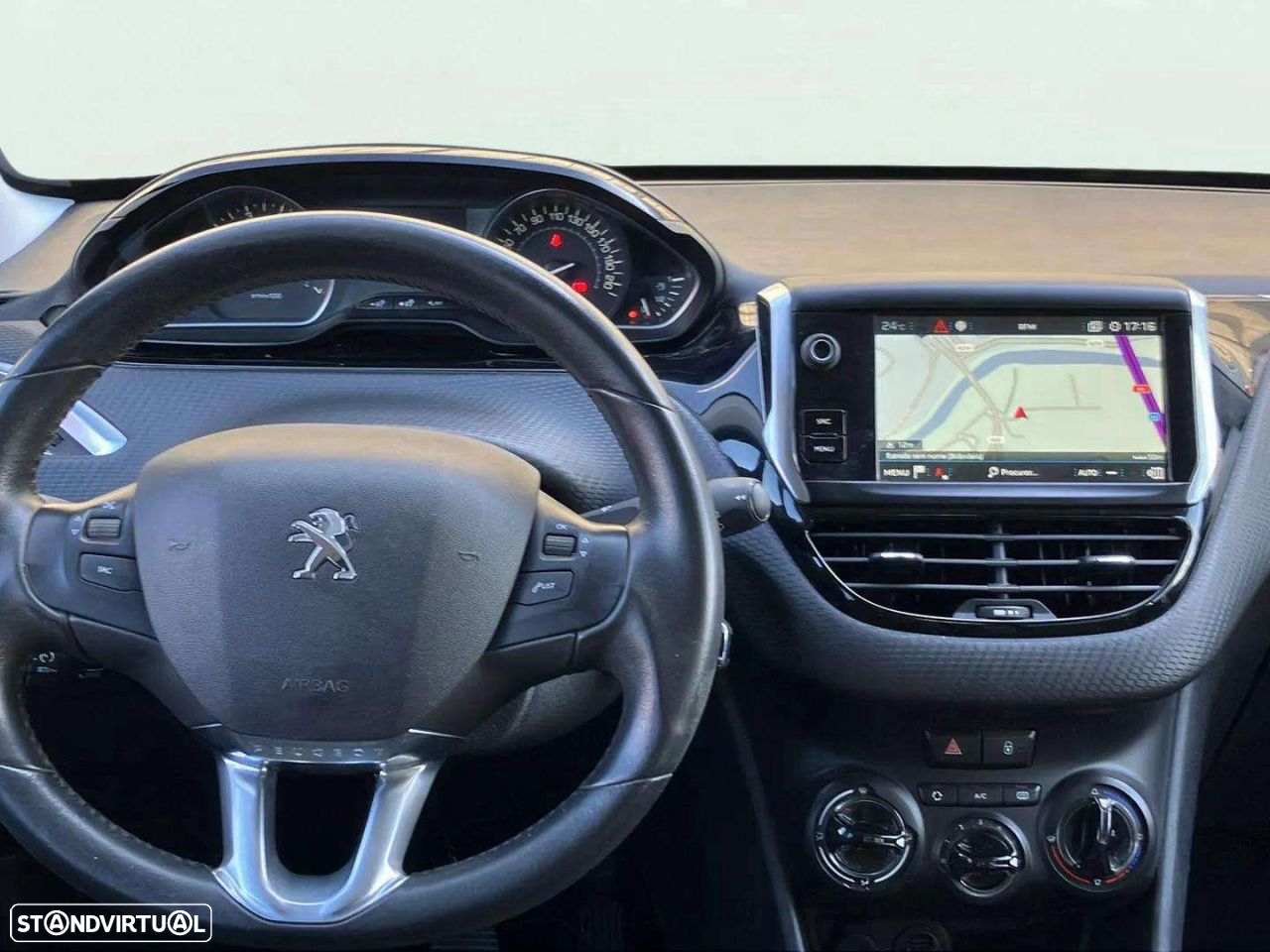 Peugeot 2008 - 10