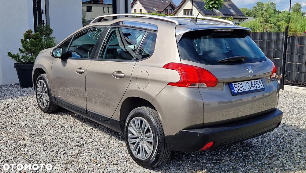Peugeot 2008 1.2 VTi Allure - 31