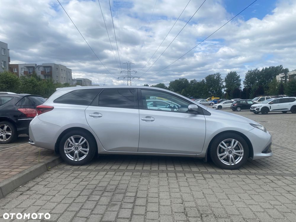 Toyota Auris 1.4 D-4D Active - 2