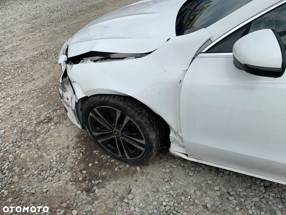 Mercedes-Benz CLA 250 4-Matic 7G-DCT - 8