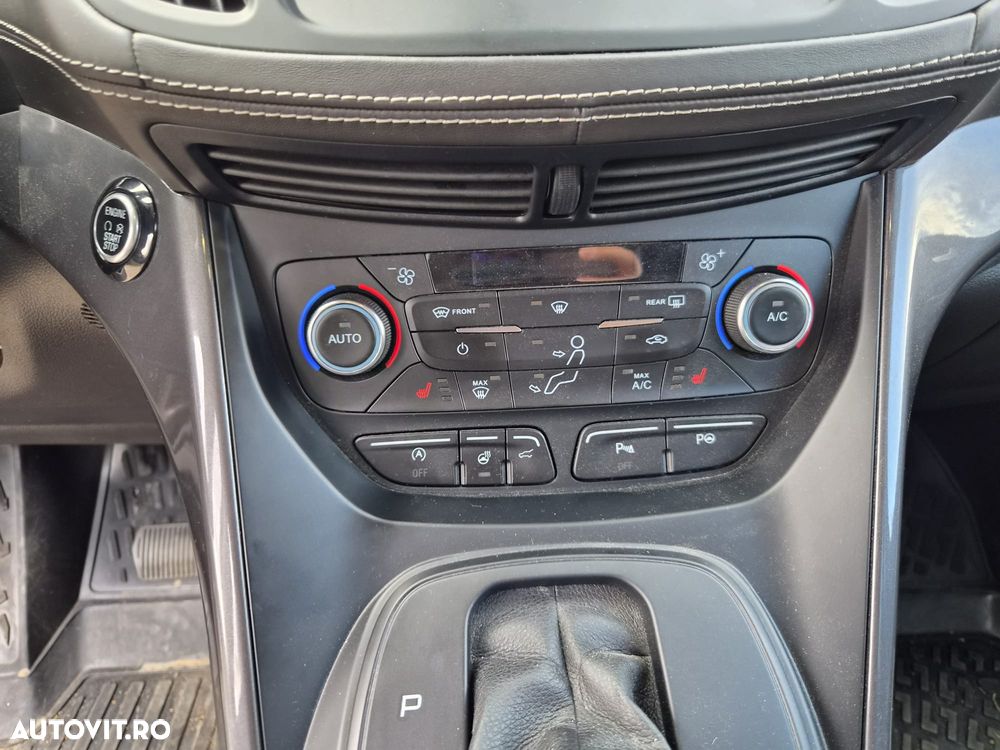 Ford Kuga 2.0 TDCi 4WD Powershift Vignale - 7