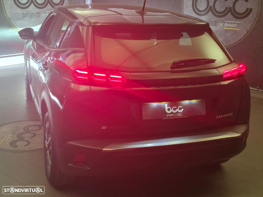 Peugeot e-2008 Active Pack - 5