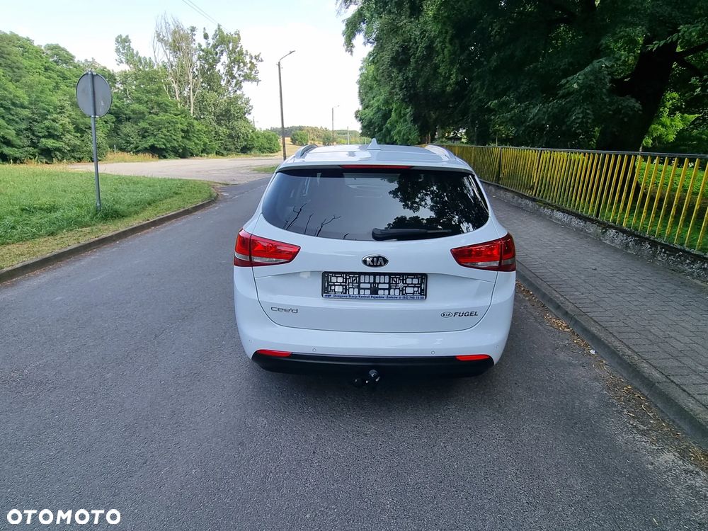 Kia Ceed 1.6 GDI Vision - 8