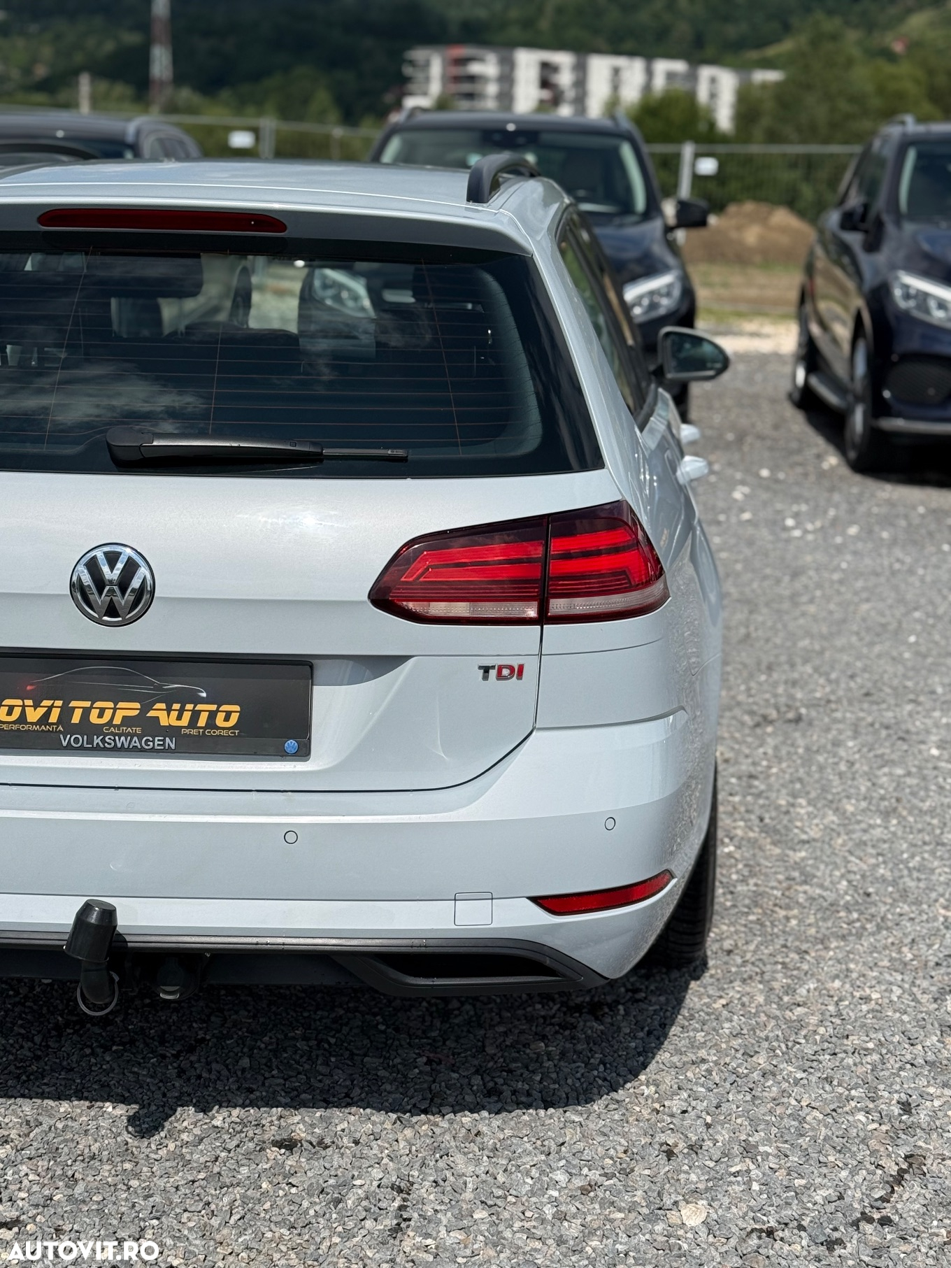 Volkswagen Golf 1.6 TDI (BlueMotion Technology) Trendline - 12