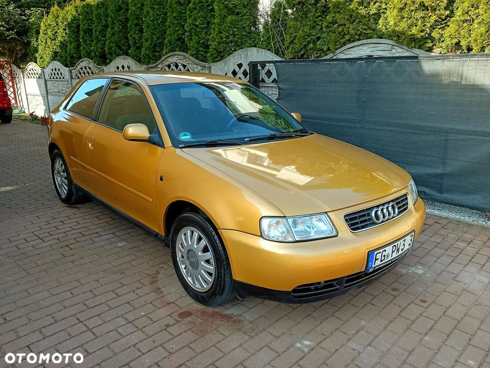 Audi A3 3-drzwiowe 1.6 Ambiente - 2