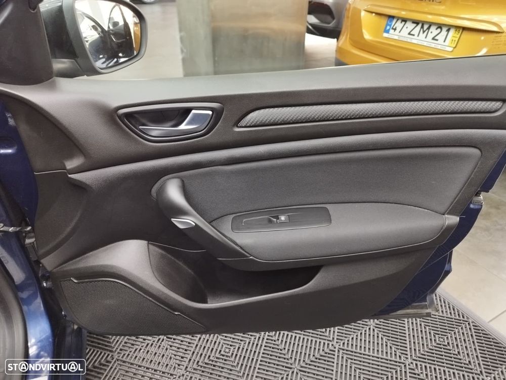Renault Mégane 1.5 Blue dCi Limited - 30