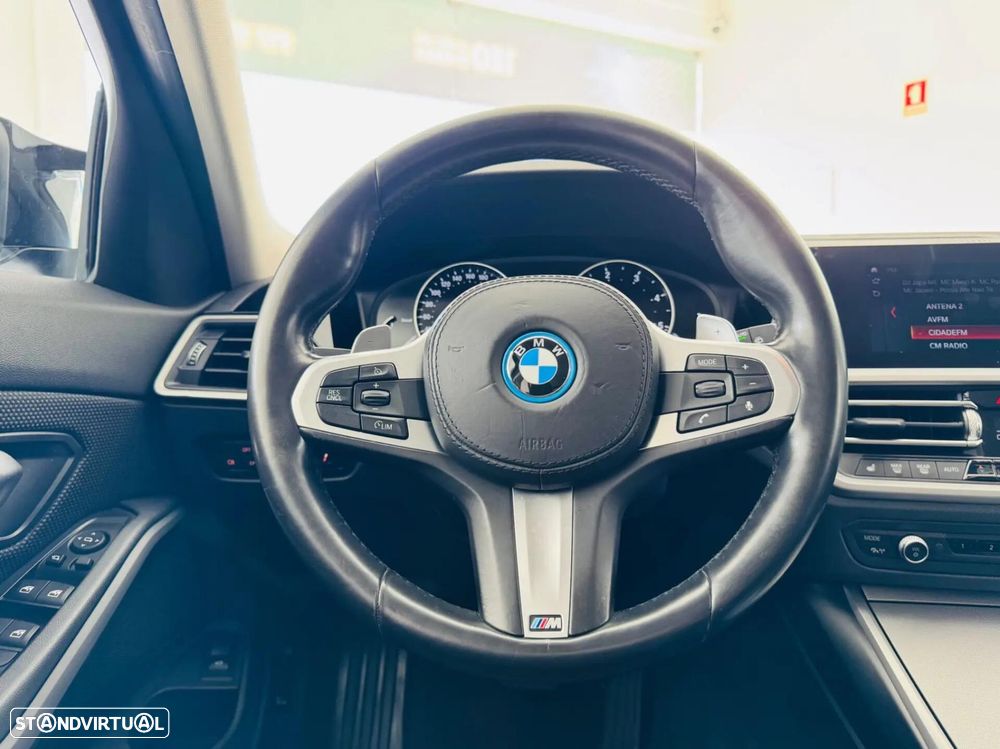 BMW 320 d Aut. Advantage - 34