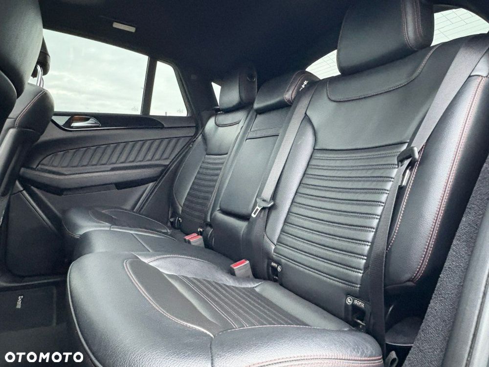 Mercedes-Benz GLE - 23