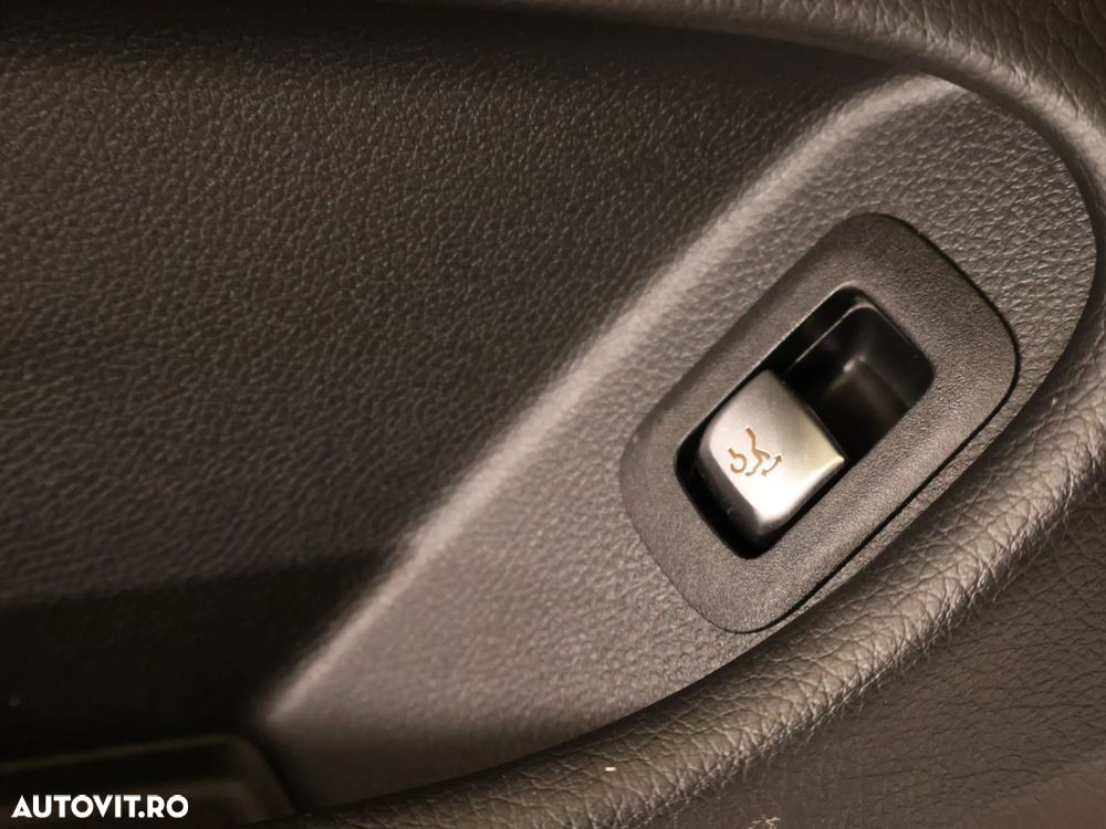 Mercedes-Benz C 180 Coupe 9G-TRONIC - 19