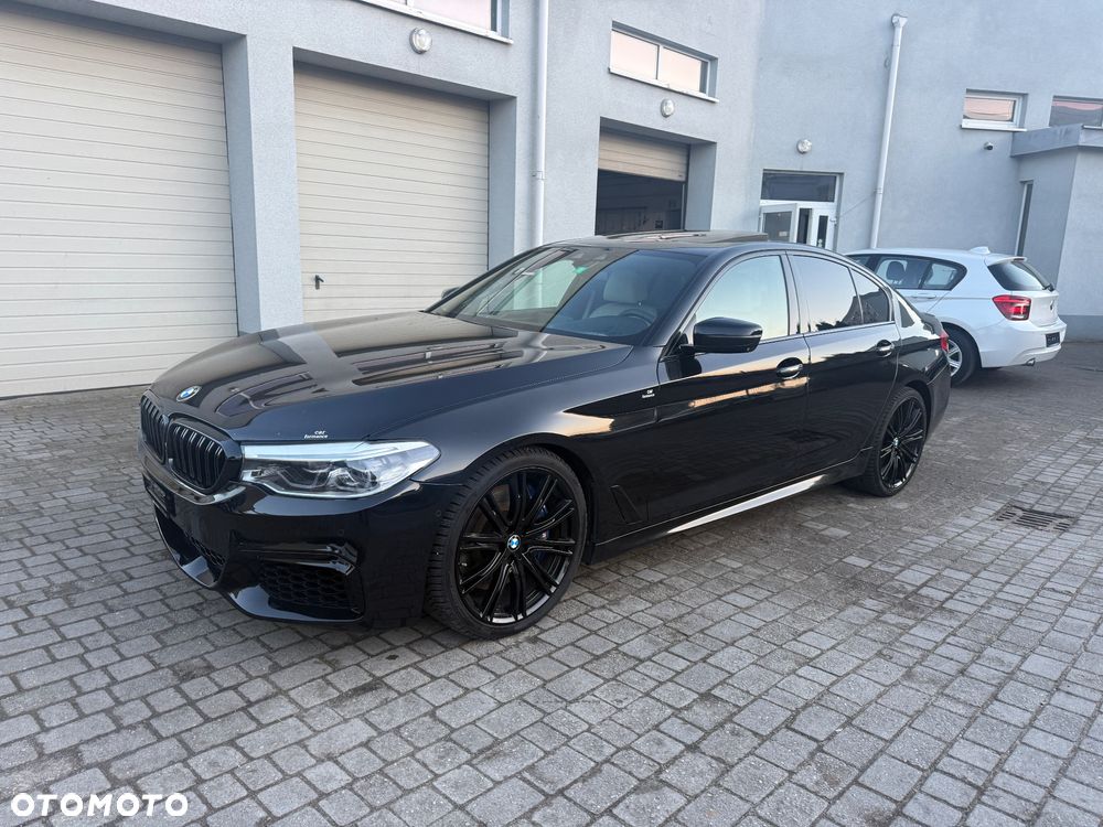 BMW Seria 5 M550i xDrive - 6