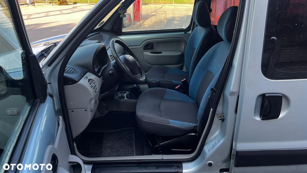Renault Kangoo 1.2 16V Campus - 12