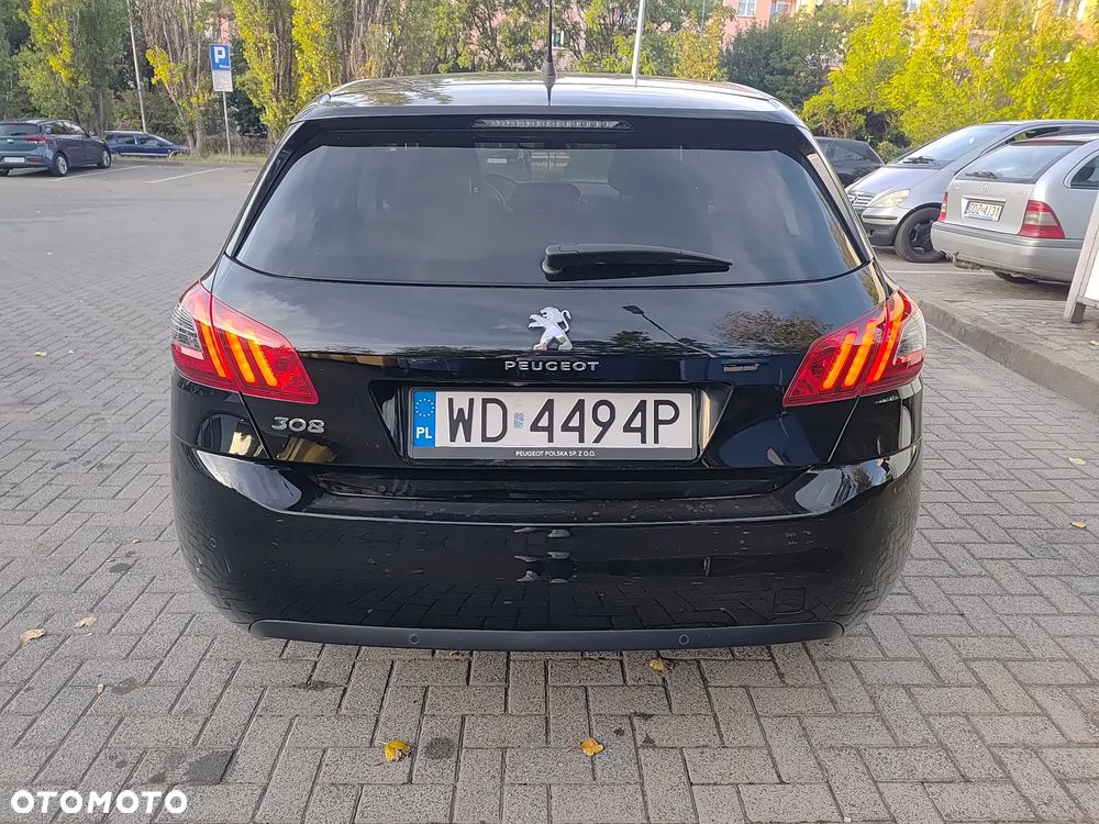 Peugeot 308 - 6