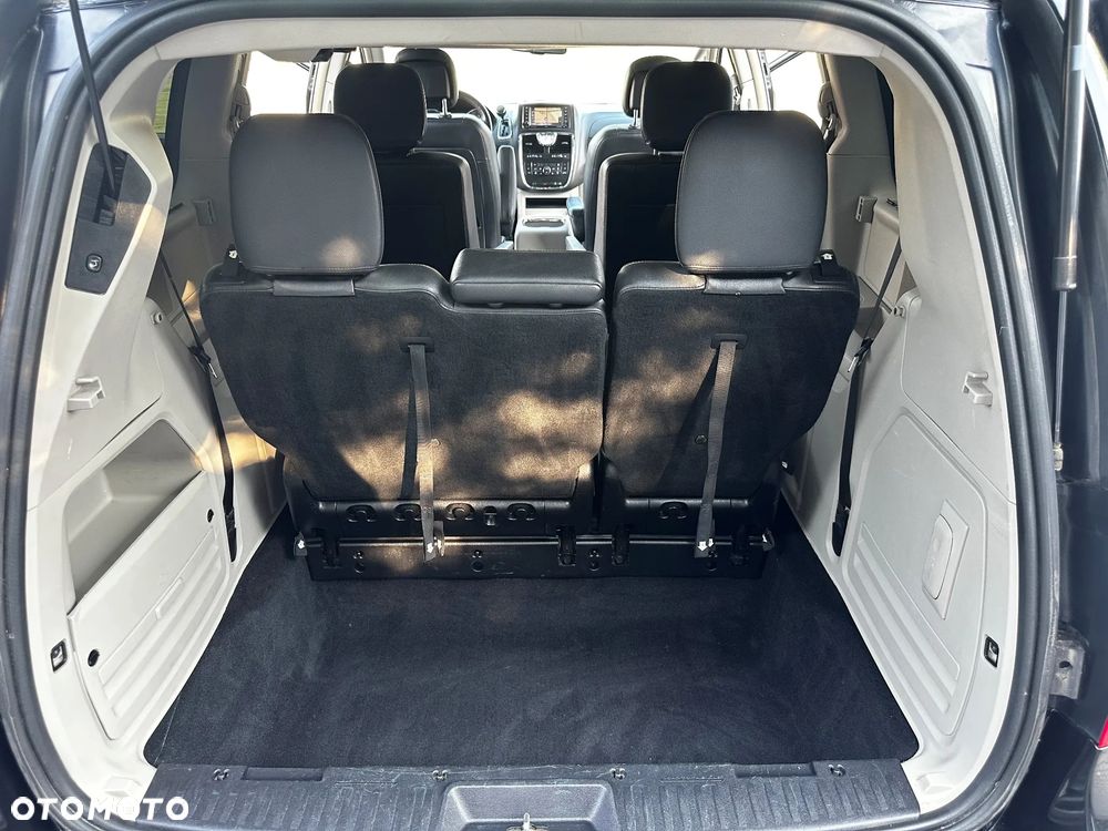 Lancia Voyager 2.8 Multijet 16v Platinum - 37